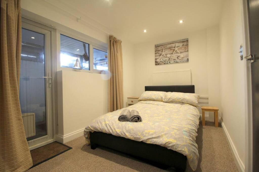 Pebbles Apartment By Air Premier ซีฟอร์ด ภายนอก รูปภาพ