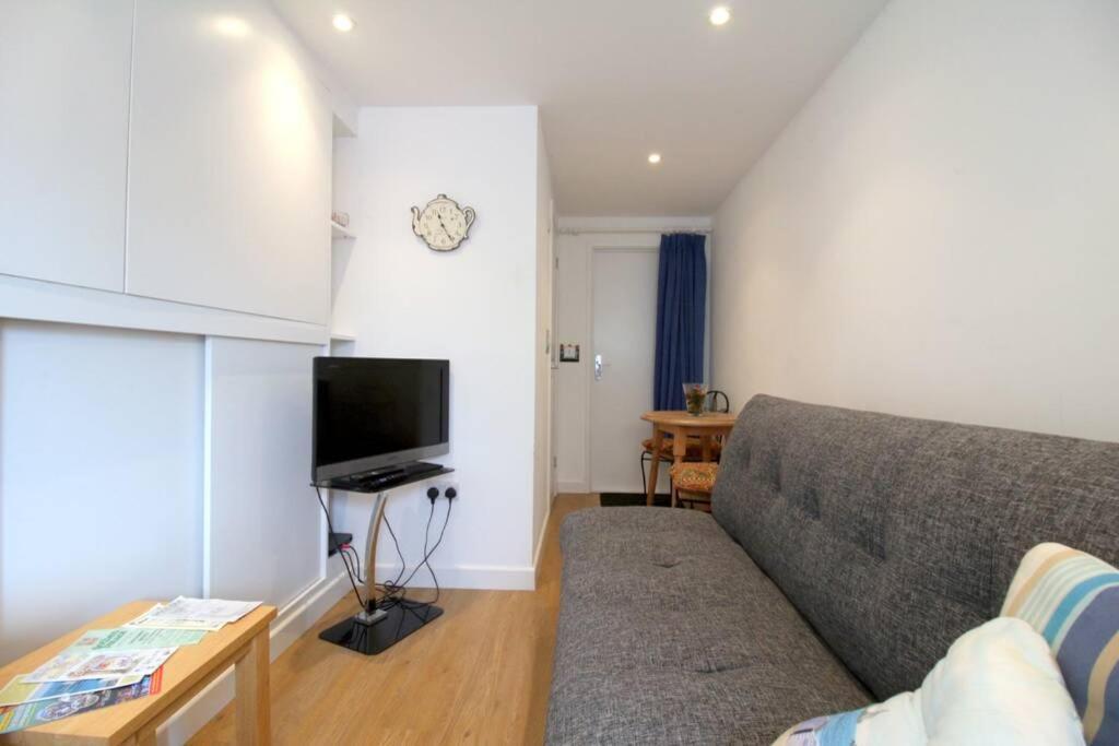 Pebbles Apartment By Air Premier ซีฟอร์ด ภายนอก รูปภาพ